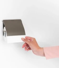Brabantia ReNew WC Rolhouder - Met Klep - Platinum -Badkamer Product Winkel 1056x1200