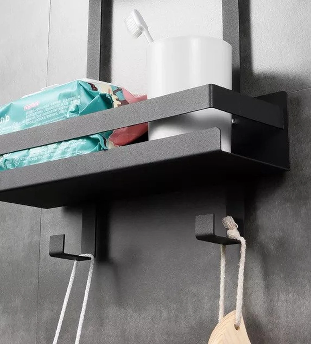 Doucherek Hangend - Ophangbaar Doucherek Matzwart - Twee Lagen - Badkamerrek - Doucherek Zonder Boren - 2 Laags - Badkamer Accessoires 12 Doucherek Hangend - Ophangbaar Doucherek Matzwart - Twee Lagen - Badkamerrek - Doucherek Zonder Boren - 2 Laags - Badkamer Accessoires - Afbeelding 10