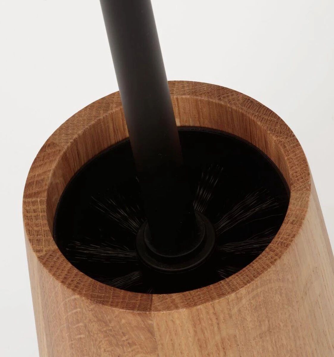 Sealskin Earth - Toiletborstel Met Houder Vrijstaand - Eiken 6 Sealskin Earth - Toiletborstel Met Houder Vrijstaand - Eiken - Afbeelding 4