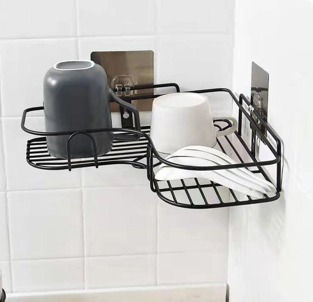 HomeBasics Zelfklevend Doucherek | Zwart | Zonder Boren | Doucherek Met Zuignap | Zuignappen | Doucherek Hoek | Badrek | Douchemandje | Keukenrek | Specerijenrek | Kruidenrek 6 HomeBasics Zelfklevend Doucherek | Zwart | Zonder Boren | Doucherek Met Zuignap | Zuignappen | Doucherek Hoek | Badrek | Douchemandje | Keukenrek | Specerijenrek | Kruidenrek - Afbeelding 4