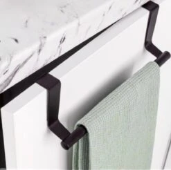 Handdoekstang VALI - 23cm - ZWART (keukenrekje - Handdoekhouder - Handdoekstang - Kastdeur Handdoekrek - Keukenkast Deur Handdoek/Vaatdoek Houder - Deurhanger - Deurhaak Keuken) 11 Handdoekstang VALI - 23cm - ZWART (keukenrekje - Handdoekhouder - Handdoekstang - Kastdeur Handdoekrek - Keukenkast Deur Handdoek/Vaatdoek Houder - Deurhanger - Deurhaak Keuken) -Badkamer Product Winkel 1200x1193 6