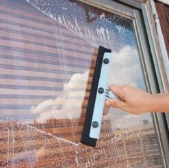 Chaton® Vloertrekker Lang Met Ophangsysteem - Afdraaibare Wisser - Douchewisser - Trekker Douche - Vloerwisser - Uitschuifbaar 70cm Tot 125cm 16 Chaton® Vloertrekker Lang Met Ophangsysteem - Afdraaibare Wisser - Douchewisser - Trekker Douche - Vloerwisser - Uitschuifbaar 70cm Tot 125cm -Badkamer Product Winkel 1200x1196 10