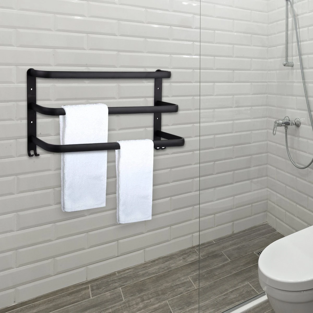 Qualux® Handdoekrek Inclusief Handdoek - 3 Stangen - Badkamer - Handdoekrek Zwart - Handdoekstang - Handdoekhouder - Handdoekenrek 7 Qualux® Handdoekrek Inclusief Handdoek - 3 Stangen - Badkamer - Handdoekrek Zwart - Handdoekstang - Handdoekhouder - Handdoekenrek - Afbeelding 5