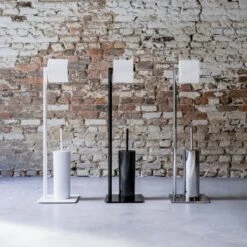 Sealskin Tube - Toiletbutler - Toiletrolhouder - Toiletborstel Met Houder - Vrijstaand - Zwart -Badkamer Product Winkel 1200x1200 1391