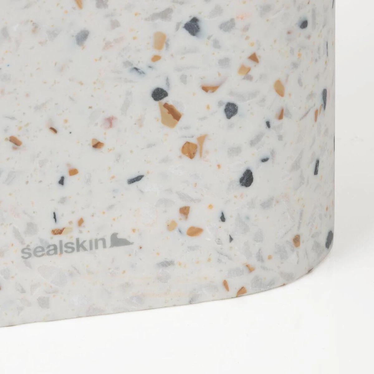 Sealskin Blend Tandenborstelhouder Dubbel Vrijstaand - Terrazzo 5 Sealskin Blend Tandenborstelhouder Dubbel Vrijstaand - Terrazzo - Afbeelding 3
