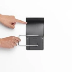 Brabantia ReNew WC Rolhouder - Met Klep - Matt Black -Badkamer Product Winkel 1200x1200 207