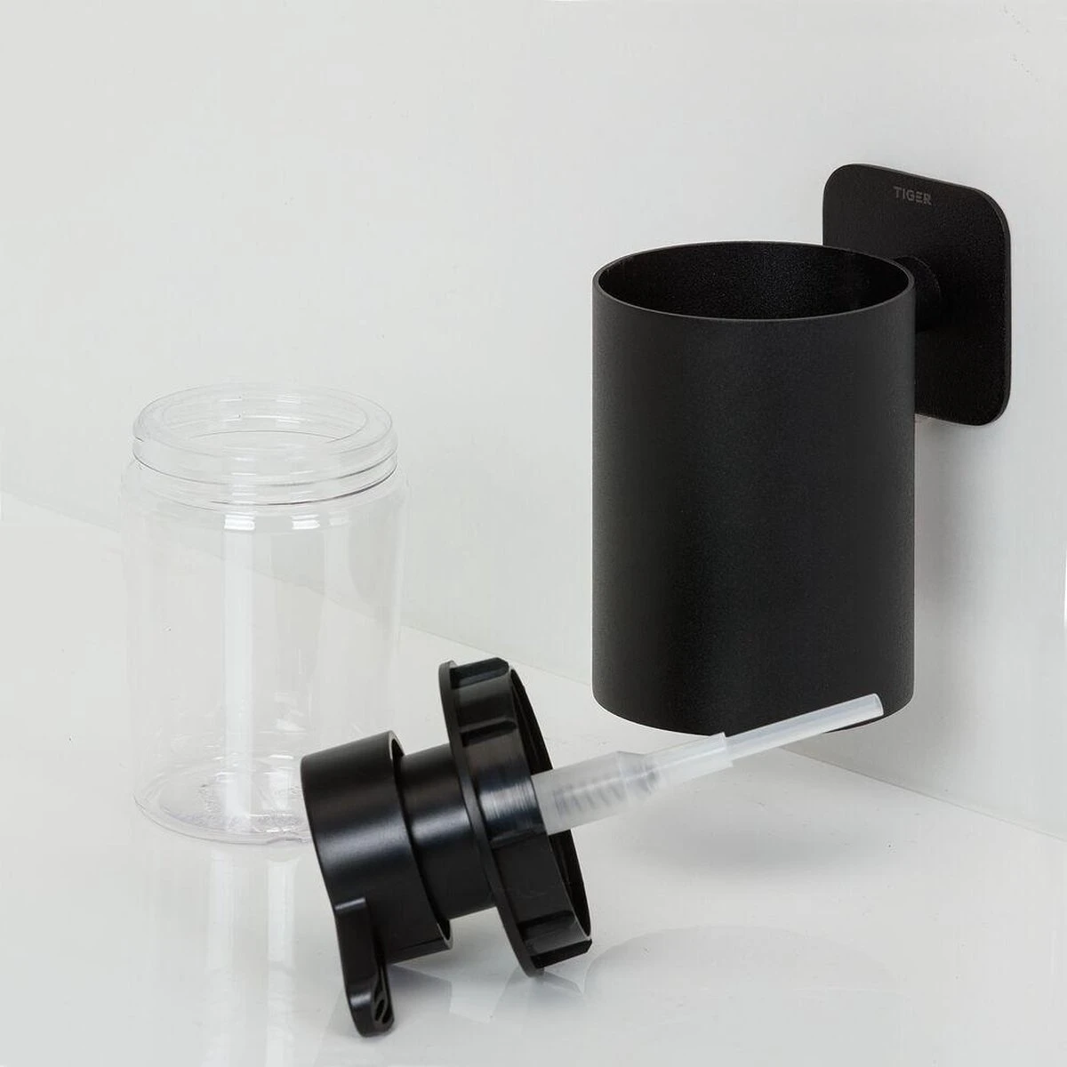 Tiger Colar - Zeepdispenser 180 Ml - Zwart 11 Tiger Colar - Zeepdispenser 180 Ml - Zwart - Afbeelding 9