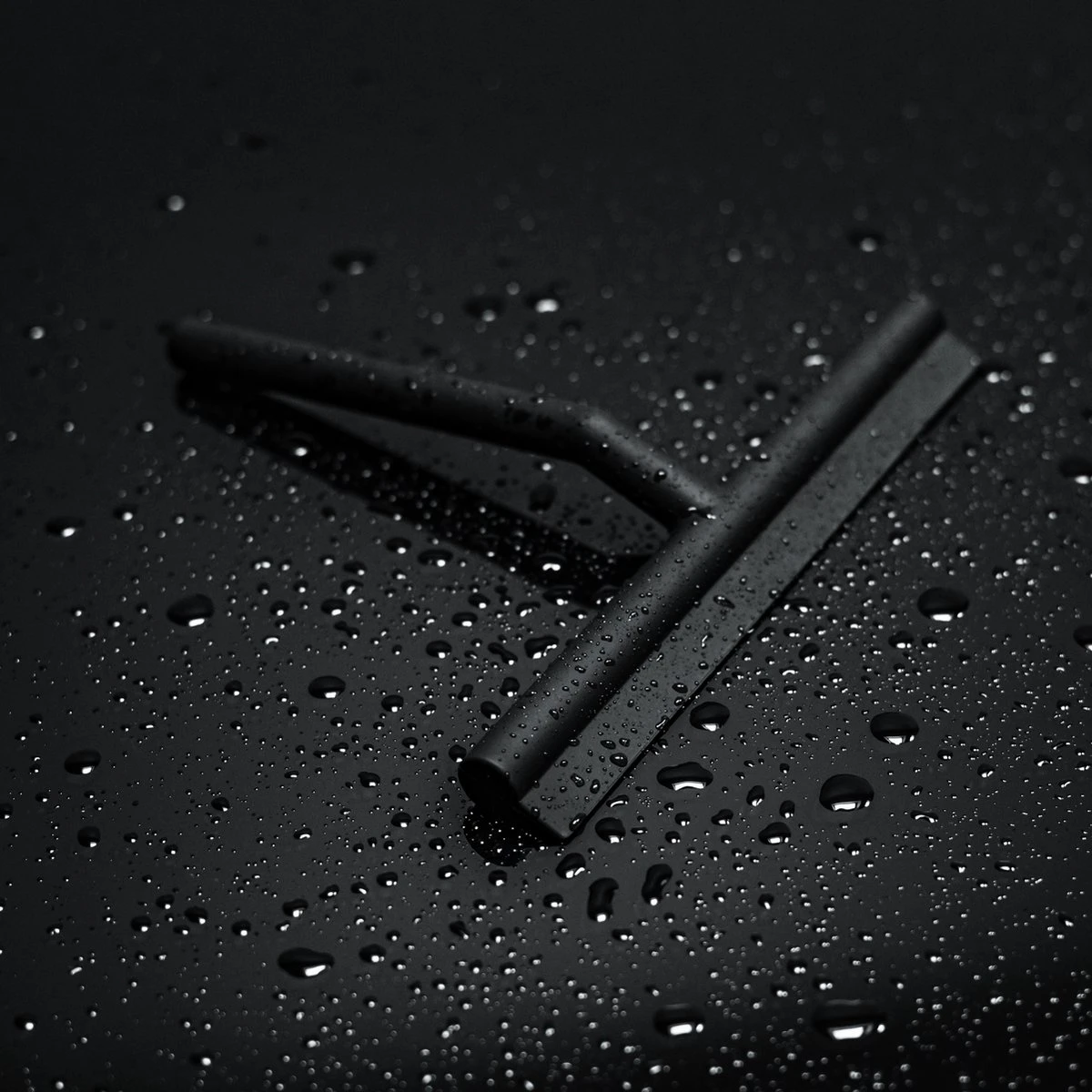 Douchewisser Zwart Met Ophangsysteem- Badkamer Accessoires- Raamwisser- Trekker Douche- Silicone- 21cm X 16cm 10 Douchewisser Zwart Met Ophangsysteem- Badkamer Accessoires- Raamwisser- Trekker Douche- Silicone- 21cm X 16cm - Afbeelding 8