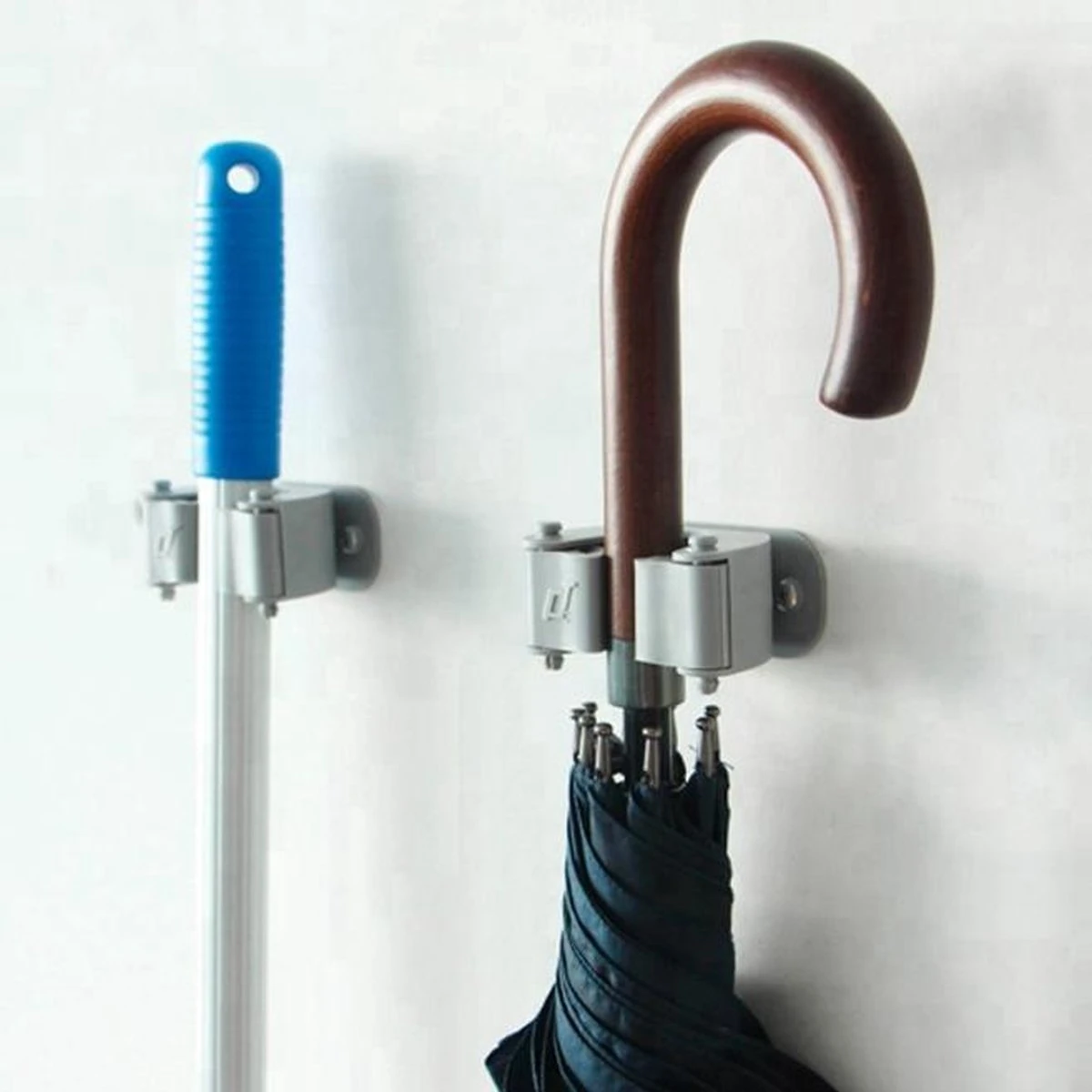 Chaton® Vloertrekker Lang Met Ophangsysteem - Afdraaibare Wisser - Douchewisser - Trekker Douche - Vloerwisser - Uitschuifbaar 70cm Tot 125cm 9 Chaton® Vloertrekker Lang Met Ophangsysteem - Afdraaibare Wisser - Douchewisser - Trekker Douche - Vloerwisser - Uitschuifbaar 70cm Tot 125cm - Afbeelding 7