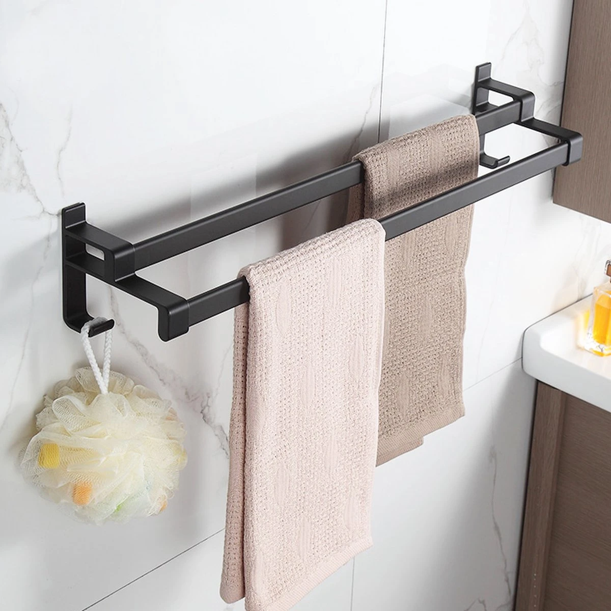 Merkloos Cgoods Handdoekrek Dubbele Stang Zonder Boren - Handdoekrek Badkamer - Handdoekhouder - Handdoekstang - 60CM 10 Merkloos Cgoods Handdoekrek Dubbele Stang Zonder Boren - Handdoekrek Badkamer - Handdoekhouder - Handdoekstang - 60CM - Afbeelding 8