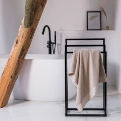 Sealskin Tube - Handdoekrek Vrijstaand - Zwart 14 Sealskin Tube - Handdoekrek Vrijstaand - Zwart -Badkamer Product Winkel 1200x1200 727