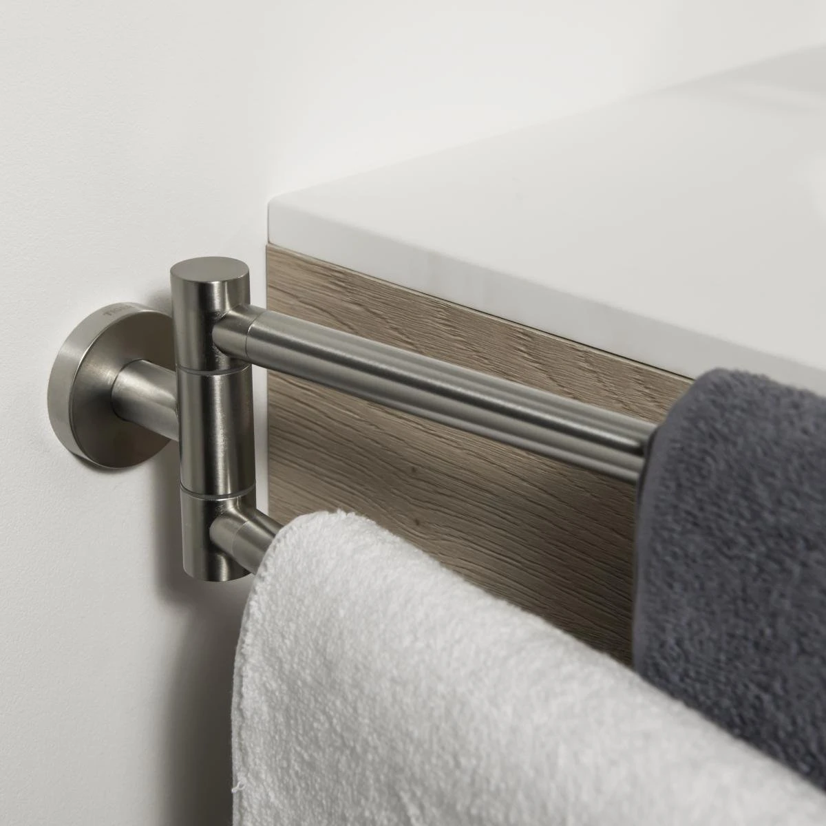 Tiger Boston - Handdoekrek 2-armig - 51 Cm - RVS Geborsteld 4 Tiger Boston - Handdoekrek 2-armig - 51 Cm - RVS Geborsteld - Afbeelding 2