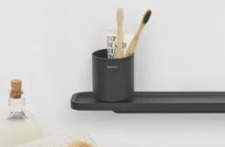 Brabantia MindSet Tandenborstelhouder - Mineral Infinite Grey 16 Brabantia MindSet Tandenborstelhouder - Mineral Infinite Grey -Badkamer Product Winkel 1200x788 1