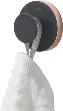 Tiger Urban - Handdoekhaak - 2 Stuks - Zwart - ø 5 Cm - Inclusief 4 Decorringen - Zelfklevend 13 Tiger Urban - Handdoekhaak - 2 Stuks - Zwart - ø 5 Cm - Inclusief 4 Decorringen - Zelfklevend -Badkamer Product Winkel 685x1200