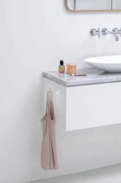 Brabantia ReNew Handdoekhaakjes - 2 Stuks - White 14 Brabantia ReNew Handdoekhaakjes - 2 Stuks - White -Badkamer Product Winkel 799x1200 5