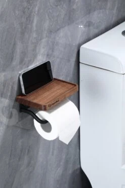 Lopoleis WC Rolhouder – WC-rolhouder – Luxe Toiletrolhouder Walnoothout – Zwart – Zelfklevend – WC Rolhouder Zonder Boren – Toiletrolhouder Met Plankje – WC Rolhouder Zwart – Badkamer Accessoires -Badkamer Product Winkel 800x1200 13