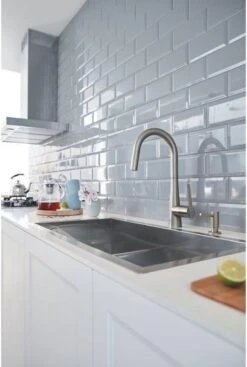 GROHE Cosmopolitan Zeepdispenser - 500ml - Supersteel (RVS) - 40535DC0 22 GROHE Cosmopolitan Zeepdispenser - 500ml - Supersteel (RVS) - 40535DC0 -Badkamer Product Winkel 808x1200 1