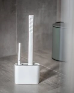 Lopoleis WC Borstel – Toiletborstel – Gesloten Bodem – WC Borstel Met Randreiniger – Siliconen – Grijs – WC Borstel Met Houder – Vrijstaand – Hangend – WC Borstel En Houder -Badkamer Product Winkel 960x1200 4